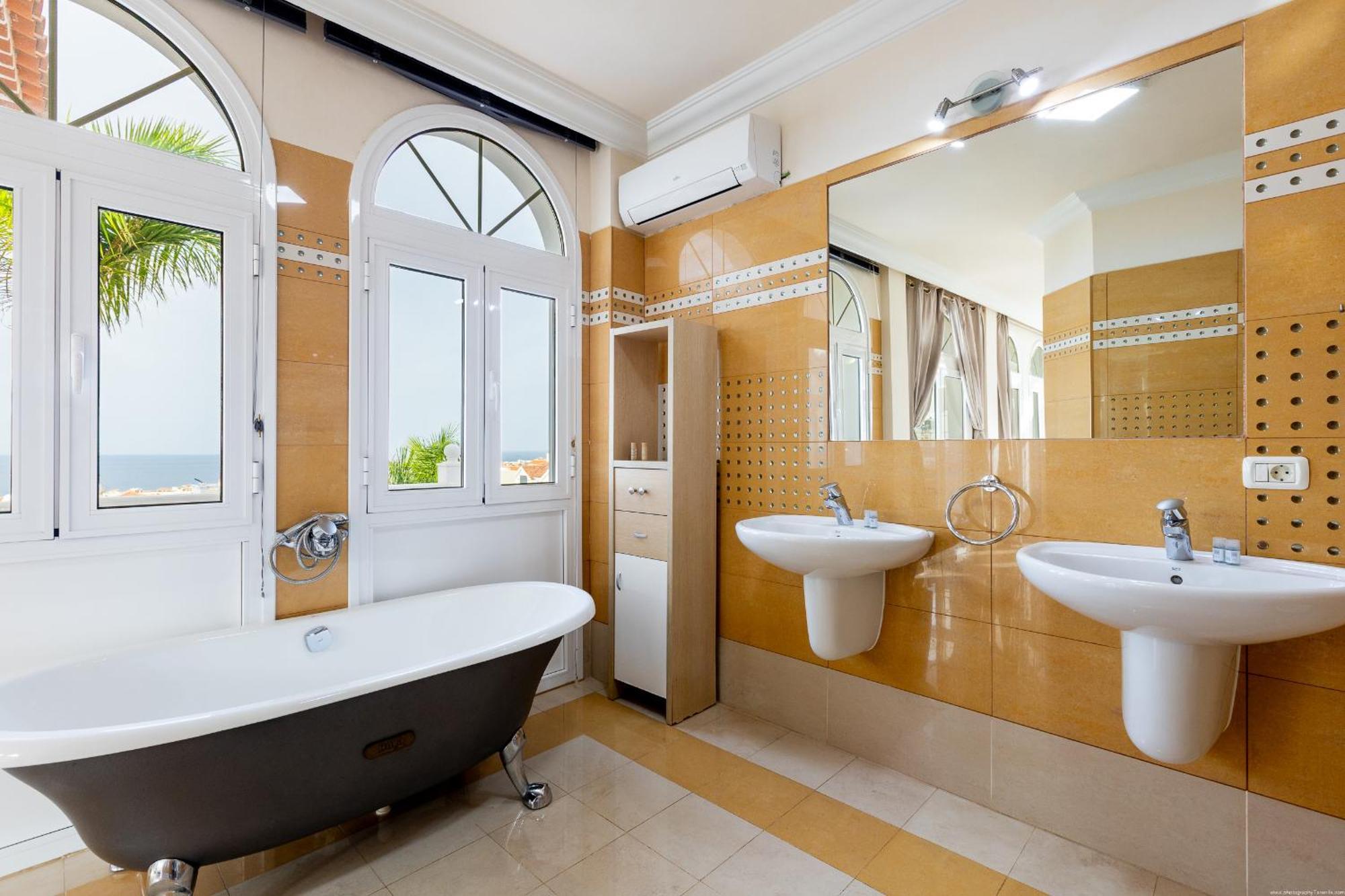 Villa Ocean Palm, Heated Pool! Costa Adeje  Εξωτερικό φωτογραφία